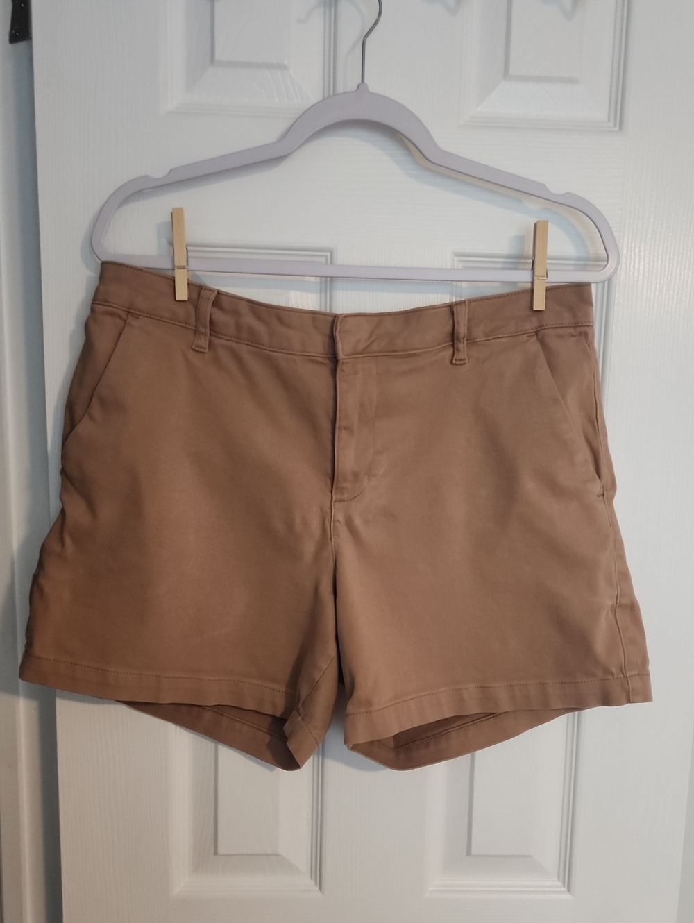 Banana Republic Women's Khaki/Tan Chino Shorts